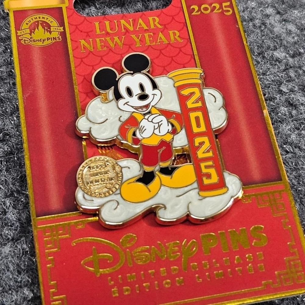 Disney Pin Mickey Mouse Red Lunar New Year 2025 Limited Release Disney Parks